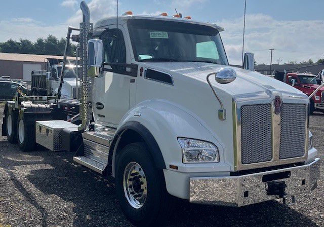 2026 Kenworth T880