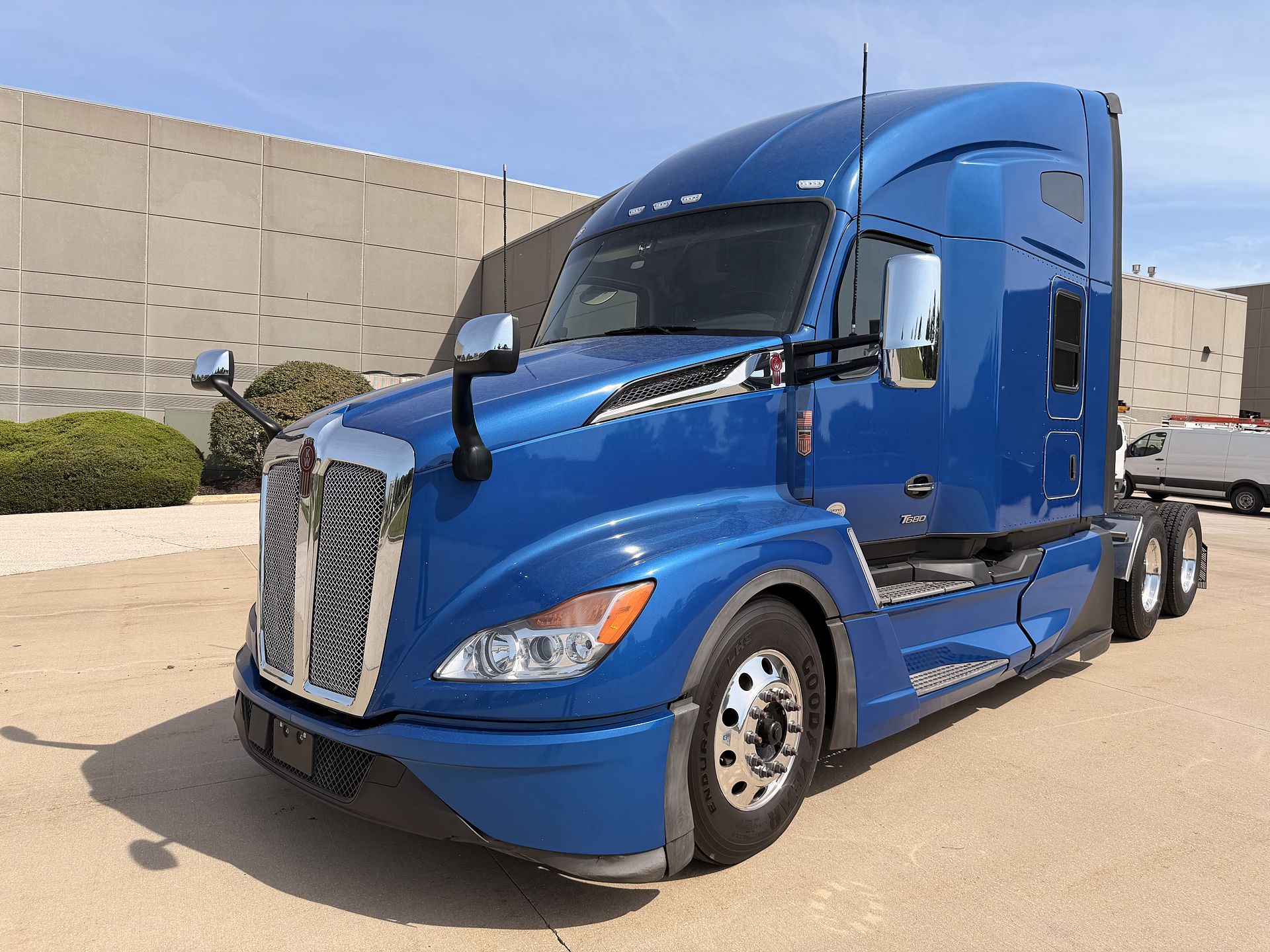 2022 Kenworth T680