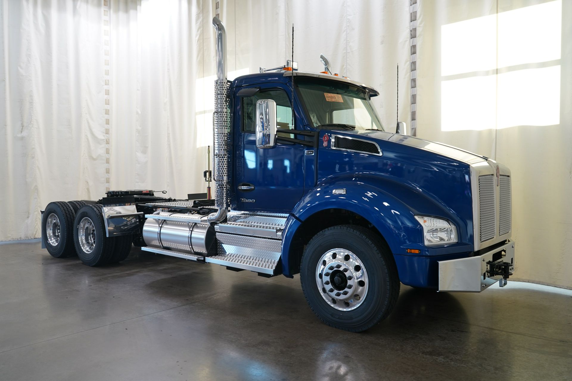 2026 Kenworth T880