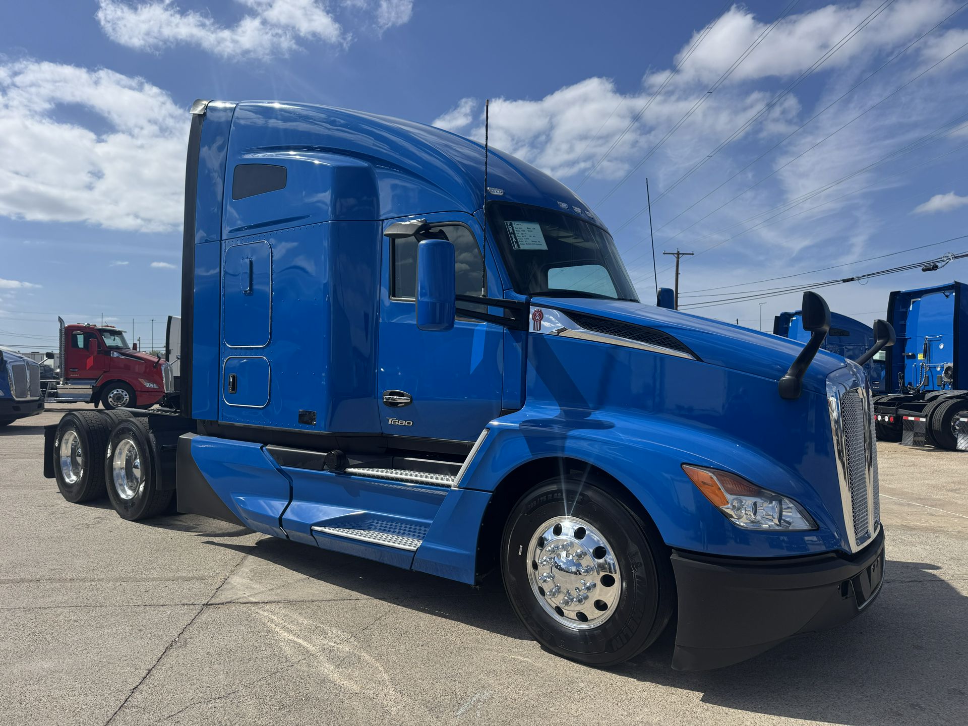 2023 Kenworth T680