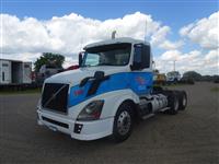 2010 Volvo VNL64