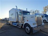 2002 Kenworth W900