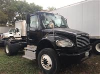 2012 Freightliner BUSINESS CLASS M2 106