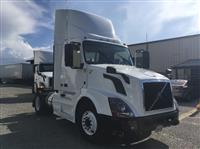 2012 Volvo VNL42T300