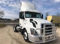 2013 Volvo VNL42T300