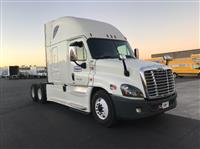 2016 Freightliner X12562ST