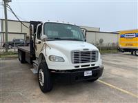 2013 Freightliner BUSINESS CLASS M2 106