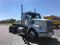 2014 Freightliner CORONADO 132