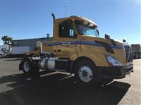2014 Volvo VNL42T300