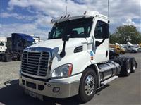 2016 Freightliner X11362ST