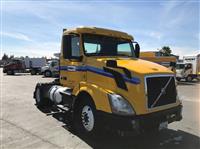 2014 Volvo VNL42T300