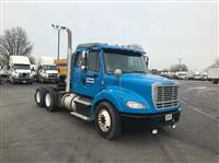 2013 Freightliner M211264S