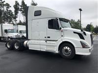 2013 Volvo VNL64T670