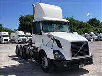2011 Volvo VNL64T300