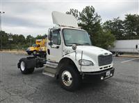2011 Freightliner BUSINESS CLASS M2 106