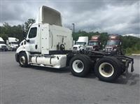 2015 Freightliner CASCADIA 113