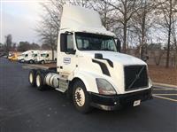 2013 Volvo VNL64T300