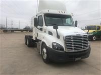 2015 Freightliner CASCADIA 113