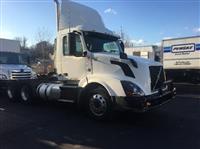 2013 Volvo VNL64T300