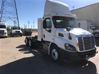2015 Freightliner CASCADIA 113