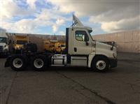 2015 Freightliner CASCADIA 125