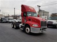 2013 Mack PINNACLE CXU613
