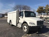 2013 Freightliner BUSINESS CLASS M2 106