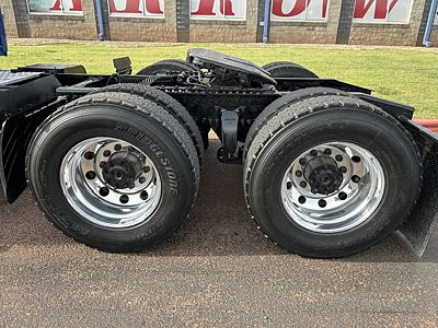 2020 Freightliner CA126