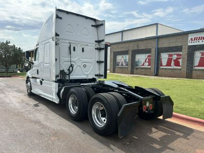 2022 Freightliner CASCADIA