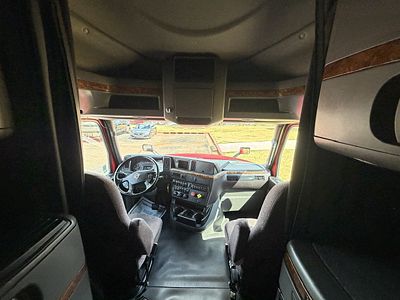 2022 International LT625