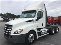 2019 Freightliner CA126