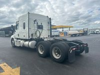 2021 Freightliner CA126