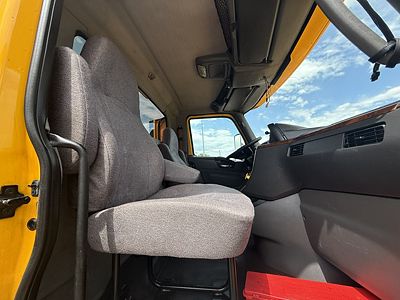 2019 International LT