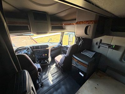 2022 International LT625
