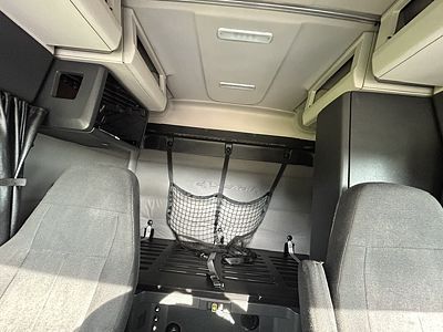 2020 Freightliner CA126