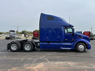 2022 Peterbilt 579