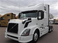 2014 Volvo VNL670
