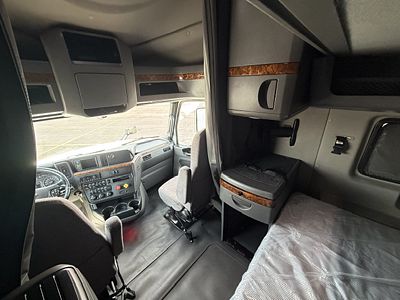 2022 International LT625