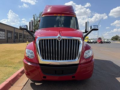 2022 International LT625
