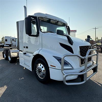 2024 Volvo VNR64T300