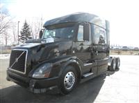 2015 Volvo VNL730