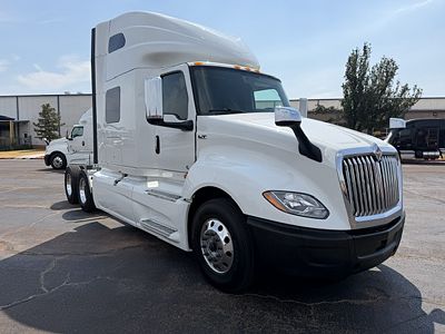 2022 International LT625