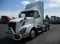 2013 Volvo VNL64T