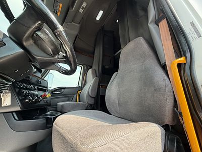 2022 International LT625