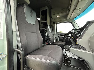 2021 Kenworth T680