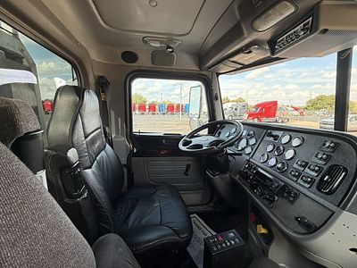 2019 Peterbilt 389