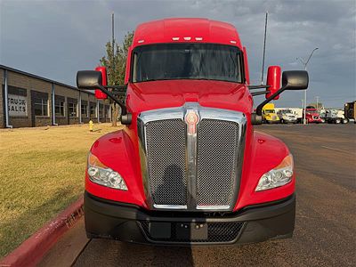 2023 Kenworth T680