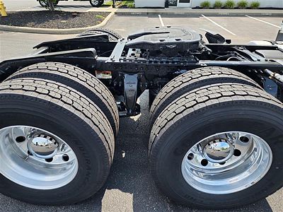 2021 Freightliner CA126