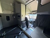 2022 Kenworth T680
