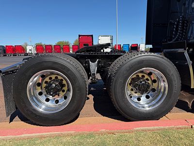 2022 International LT625